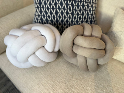 Knot Pillow