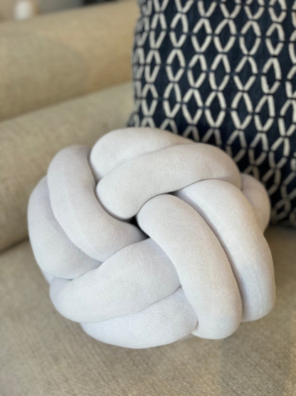 Knot Pillow